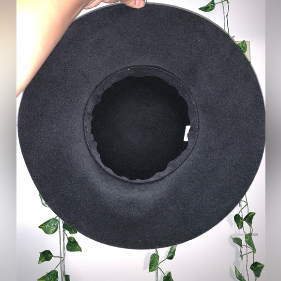 100% Wool hat for women| Brand new w/out Tags - Picture 2 of 3